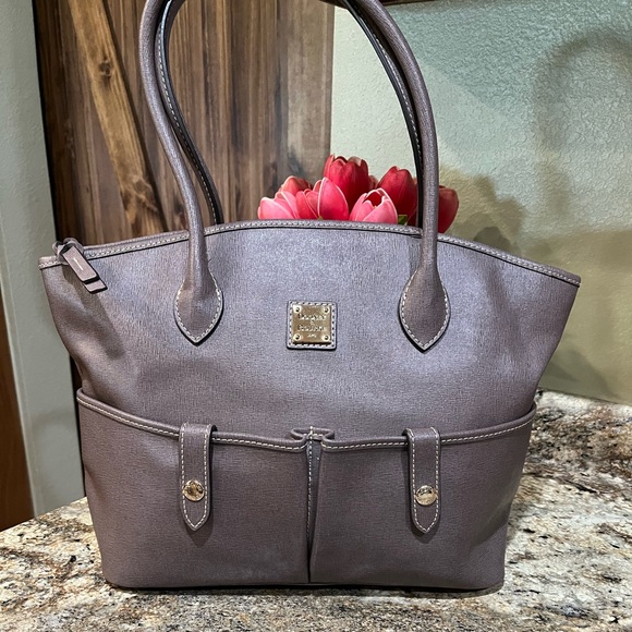 Dooney & Bourke Handbags - DOONEY & BOURKE EUC Crescent Leather Tote Bag In Elephant